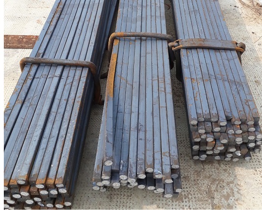 Click để xem hình đầy đủ THÉP VUÔNG ĐẶC GIÁ RẺ Ở TẠI QUẢNG NGÃI